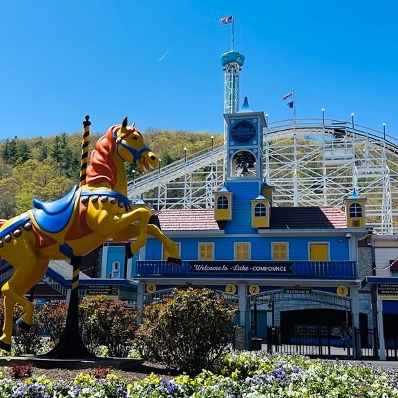 Entrance to Lake Compounce amusement park in Bristol, Connecticut, near Silver City Ballroom.